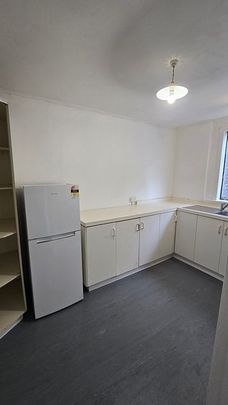 Charming 2BR Karori Home w/ Garden - Photo 1