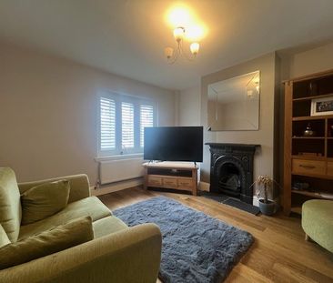 High Street, Crowthorne, Berkshire, RG45 - Photo 1