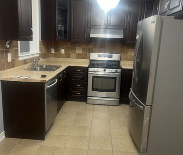 For Lease - 85 Aspermont Crescent, Brampton, Ontario - Photo 5