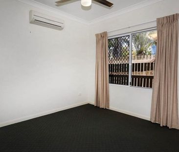 MODERN LIVING! 3 BEDROOM 2 BATHROOM UNIT + SECURE COMPLEX + COMPLEX... - Photo 2