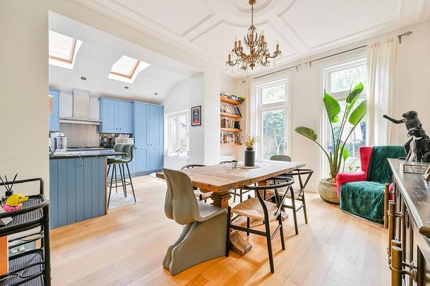 5 bedroom semi-detached house to rent - Photo 1