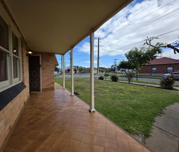 Beautiful family home, full of character! - Photo 1