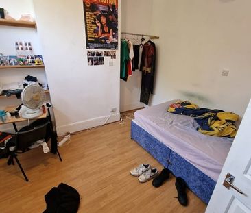 5 Bed Terraced House, Cobden Road, BN2 - Photo 1