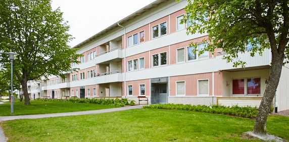 Flugsnappargatan 4 - Photo 2