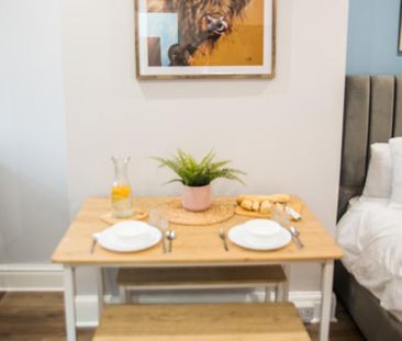 Studio to rent - Photo 1