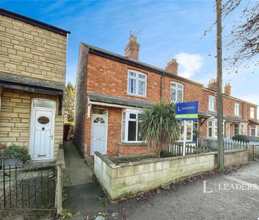 2 bedroom terraced house to rent - Photo 2