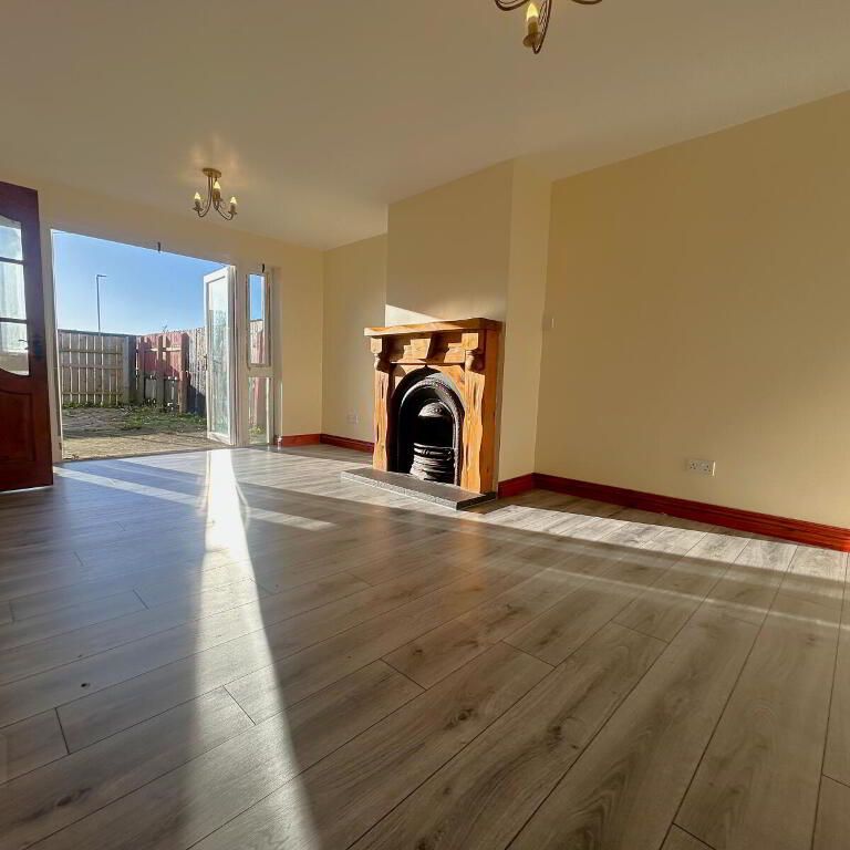 378 Firmount Drive, Antrim, BT41 1JH - Photo 1