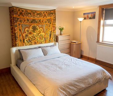 4 bedroom maisonette to rent - Photo 3
