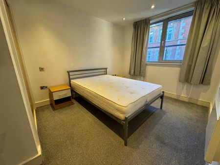 2 bedroom flat to rent - Photo 4