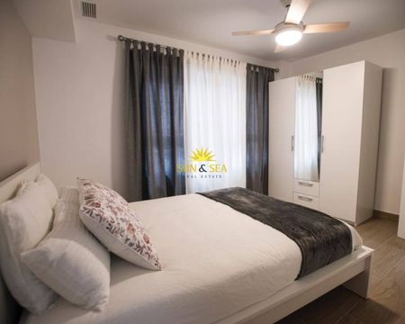 3-BEDROOM APARTMENT FOR RENT IN THE CENTER OF ALICANTE - Photo 3