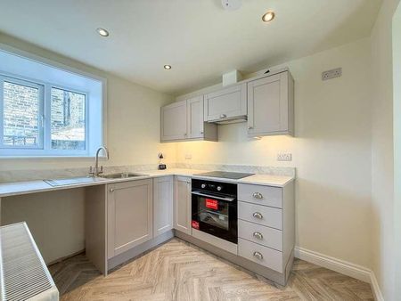 Swifts Fold, Honley, Holmfirth, HD9 - Photo 5