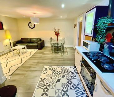 Tudor Street, CARDIFF - Photo 1