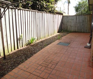 Well Presented Villa in Prime Putney Location - Photo 4