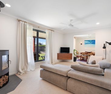 Low Maintenance Living in Marcus Beach - Photo 3