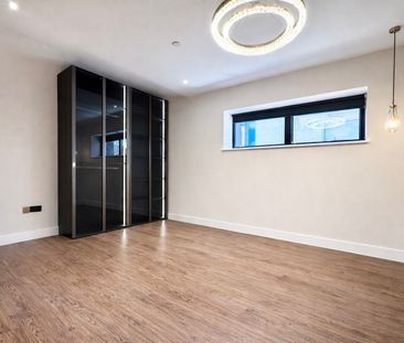 Croft Road, Bingley - Photo 2