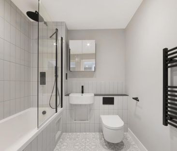 3 bedroom flat to rent - Photo 5