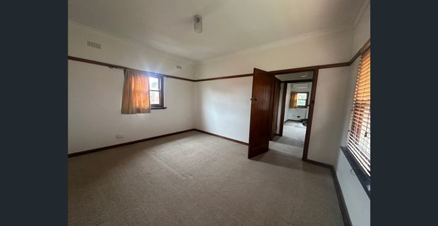 Very spacious Art Deco - Photo 1