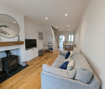 2 bedroom terraced house to rent - Photo 6