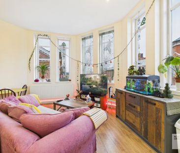 Apt 4 :: Vernon Street - Photo 3