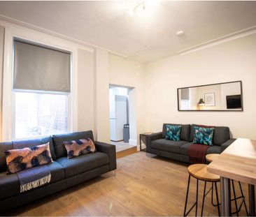 6 bedroom house to rent - Photo 2