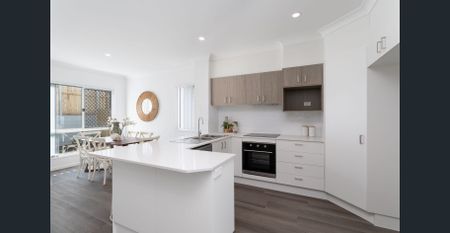 BRAND NEW TOWNHOUSES LEASING NOW - Photo 3