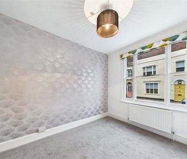 3 bedroom terraced house to rent - Photo 3