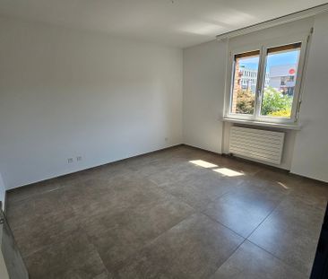 Wohnung 3.5 Zimmer in erster Lage in Manno mit Garten - Photo 3