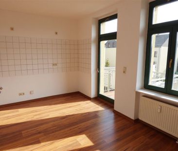 Schön geschnittene 2-Raum Whg. mit großer Wohnküche, Balkon! - Photo 6