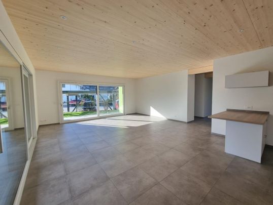 Beautiful 4.5p apartment in Bouveret - Photo 1