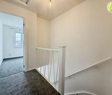 3 bedroom end of terrace house to rent - Photo 6