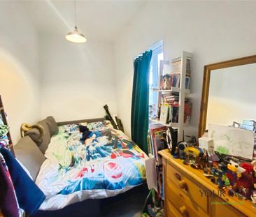 2 bedroom end of terrace house to rent - Photo 6