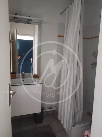 A LOUER STUDIO MEUBLE LES ABYMES *680 €/mois - Photo 4