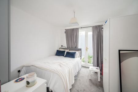 Apt 1, 60 Wellington Park, Belfast, BT9 6DP - Photo 4