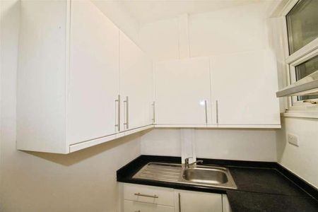 Esmond Street, Bradford, BD7 - Photo 5