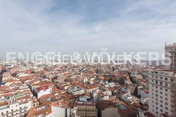 Madrid - Photo 1