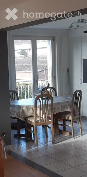 5,5 pièces au 1er étage d'une maison individuelle - Photo 1