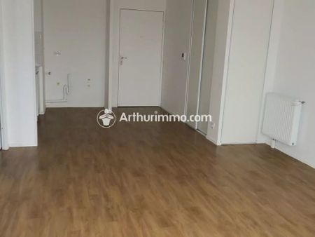 Location Appartement 2 pièces 40 m2 à Saint-Pierre-du-Perray - Photo 5