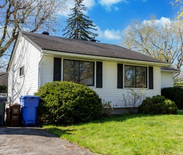 1840 Av. Windermere - Photo 3