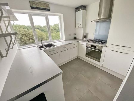 2 bed apartment to rent in NE29 - Photo 2