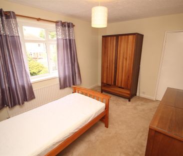3 bedroom Semi-detached house to rent in Newlands Avenue, Gosforth,... - Photo 6