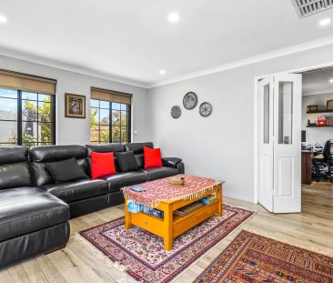 Perfect Family Home - Photo 6