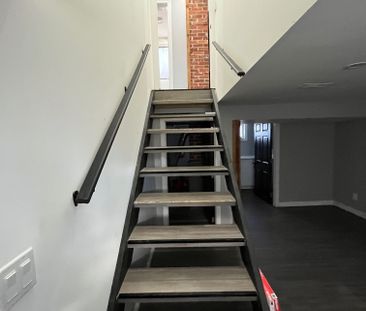 For Lease - 259 Tiffin Street, Barrie, Ontario - Photo 1