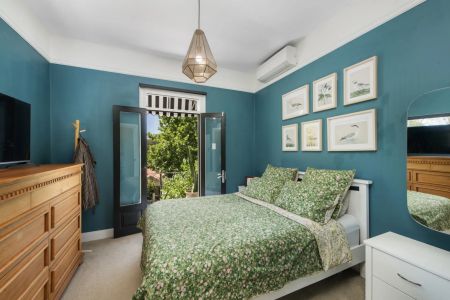 Three Bedroom Home in Annandale - Photo 3