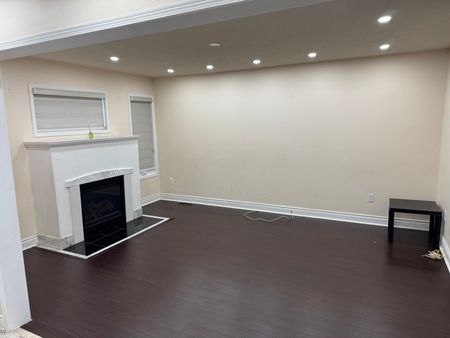 For Lease - 289 Edenbrook Hill Drive, Brampton, Ontario - Photo 3