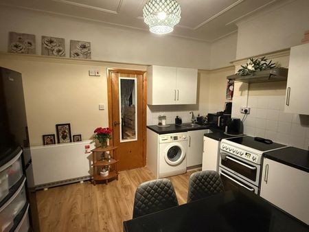 Studio Flat, Berkshire Gardens, N13 - Photo 5