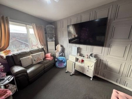 Victoria Road, Nottingham, NG4 - Photo 2