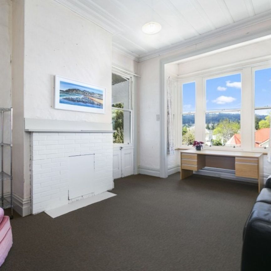 Rent Reduced - Close to Uni! - Photo 1