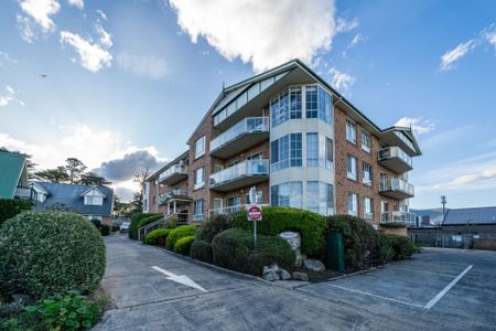 2-Bed Unit in Moonah - Photo 3