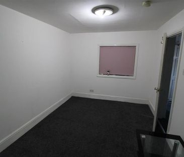 1 bedroom house to rent - Photo 2