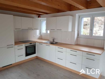 Beautiful apartment of 5.5P / 4 CHB / 2 Bathrooms / 2 Balconies - Photo 3